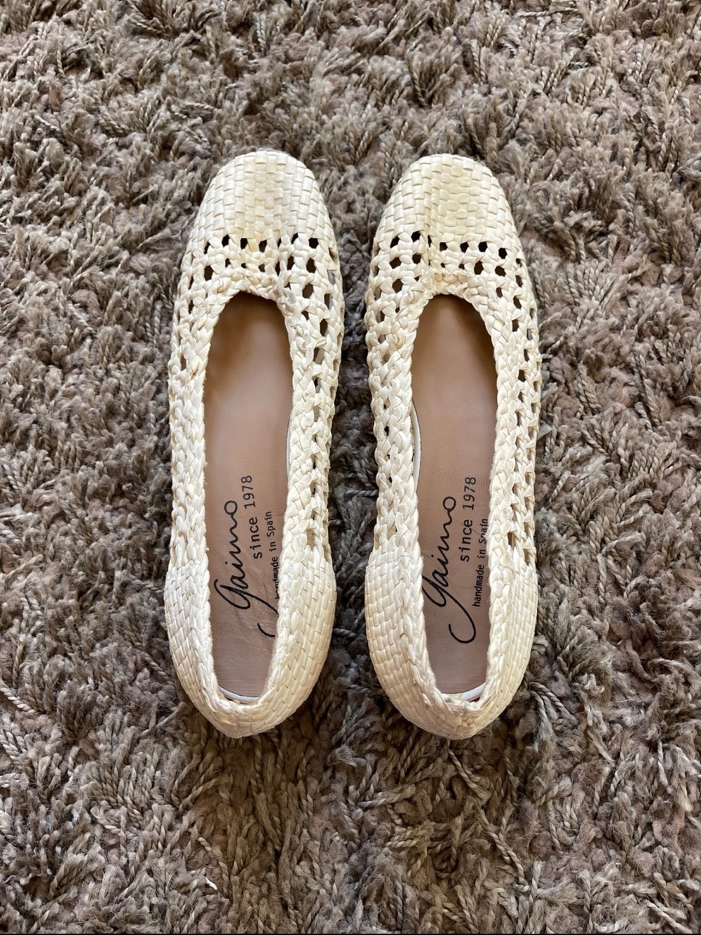 Straw Woven Ballet Flats — Natural Cream